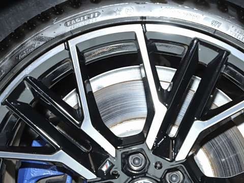 2022�� 840i ˫�Ž��ܳ� M�˶���װ