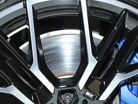 2022�� 840i ˫�Ž��ܳ� M�˶���װ