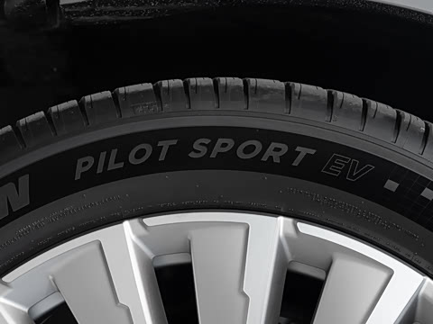 2026�� Ultra+ ������