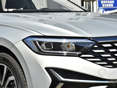 2025�� 1.4T �����ϰ�