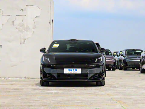 2025�� 240����Ultra�˶���