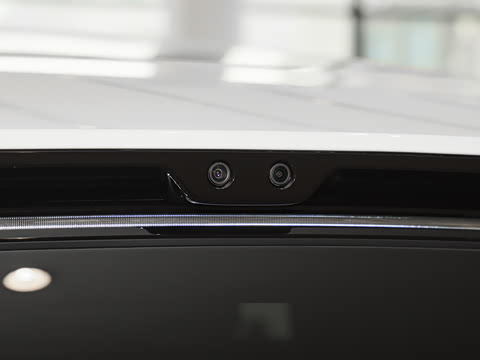 2025�� Ultra ���ܻ��°�