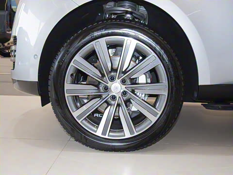 2025�� 3.0 L6 400PS �����ӳ���