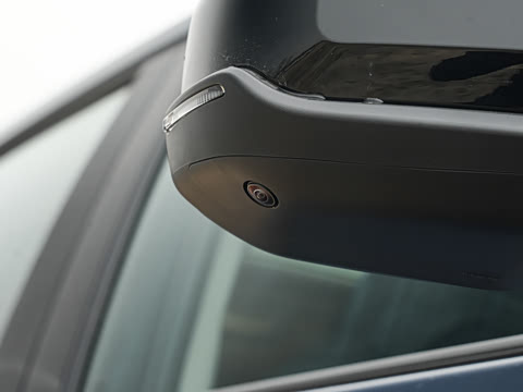 2026�� 2.0L ����������