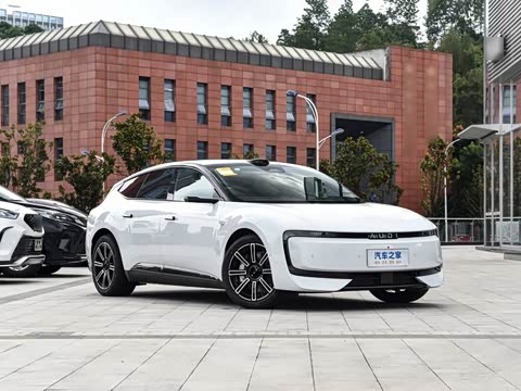 2026�� �ȷ�quattro��