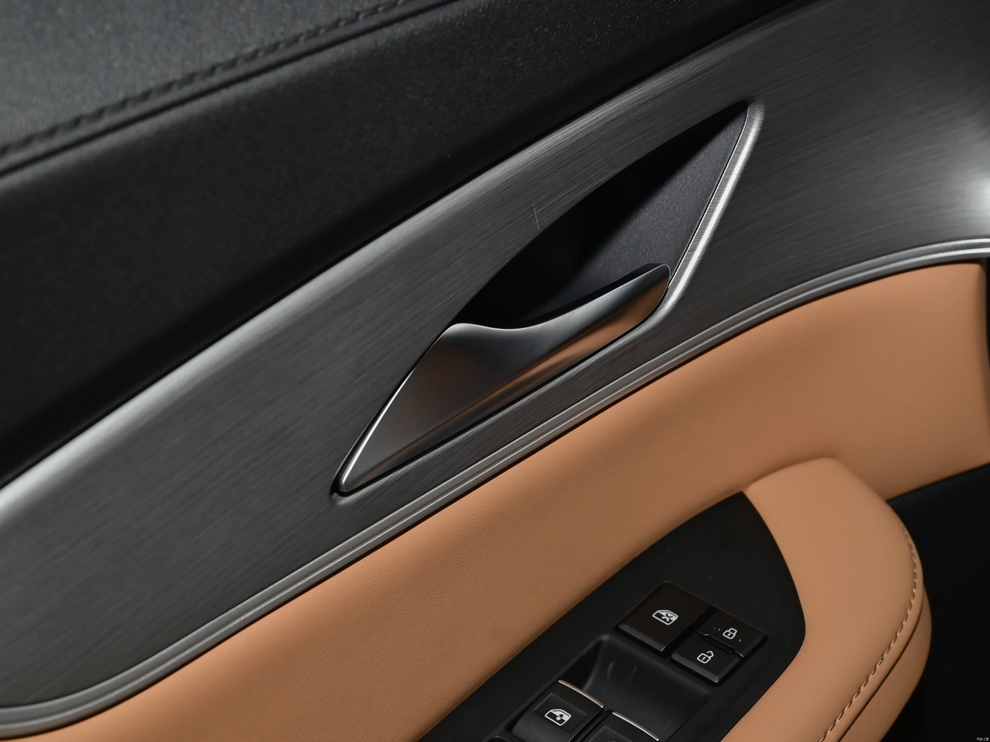 Forthing X5, миниатюра 25