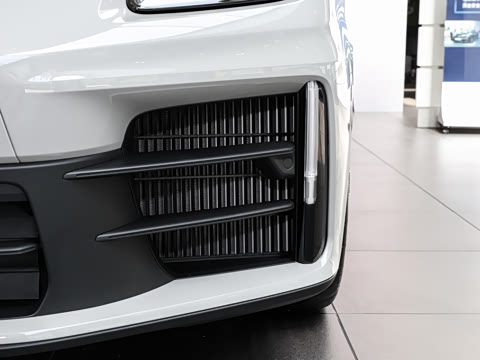 2026�� Panamera ������ 2.9T