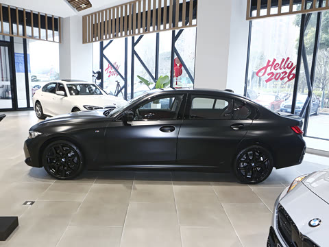 2026�� 330Li �����