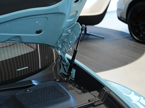 2026�� �ȷ�quattro��