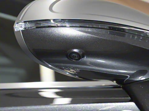 2026�� 4.0T V8 Mulliner