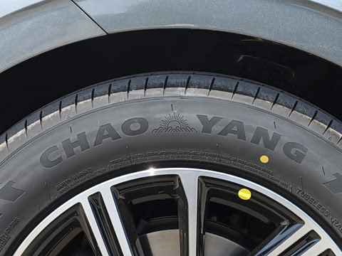 2025�� EM-i 70km ������