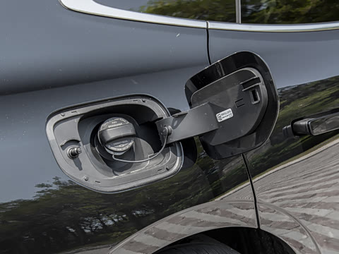 2026�� 225km EM-i Զ�����ǺӰ�