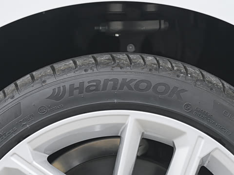 2025�� Coupe 40 TFSI ʱ�ж�����