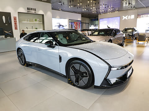 2025�� 820 �������� Ultra