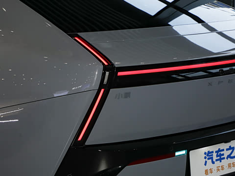 2025�� 820 �������� Ultra