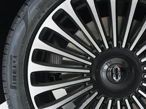 2025�� ���� Ultra�� 100kWh 4���� (192�߼����״