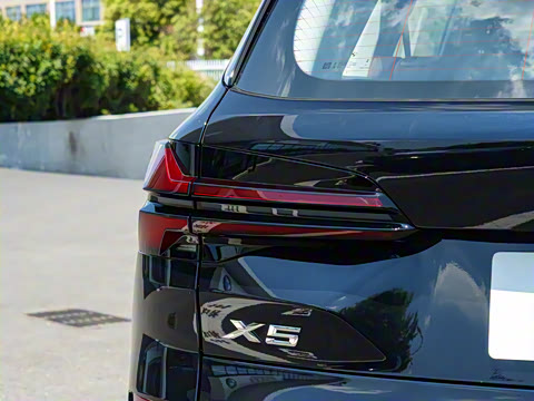 2025�� xDrive 30Li ������M�˶���ҹ��װ