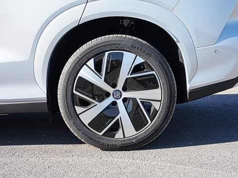 2025�� EV 670KM�����״�������