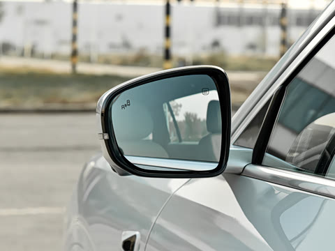 2025�� �Ŀ� ����Max