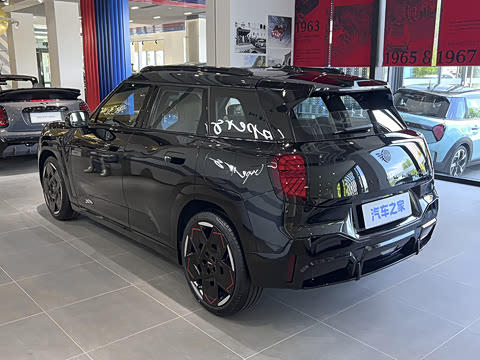 2026�� JOHN COOPER WORKS �ڱ��ر��
