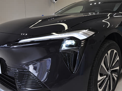 2025�� ������