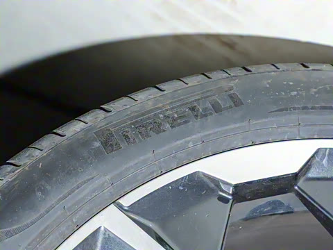 2024�� xDrive40i ������M�˶���װ