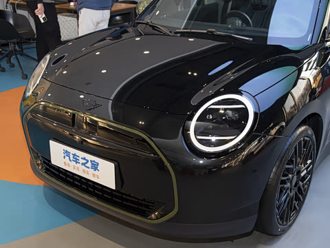 2025�� PAUL SMITH ���ʦ��