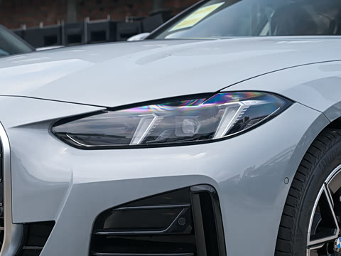 2026�� 425i Gran Coupe M�˶���װ