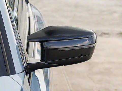 2025�� M240i xDrive