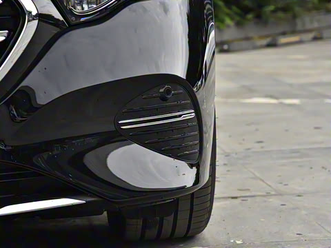 2026�� E 300 L ������