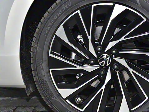 2026�� L 300TSI DSG ������