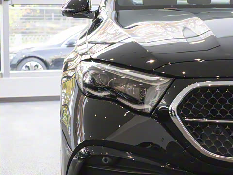 2026�� E 300 ʱ�����˶���