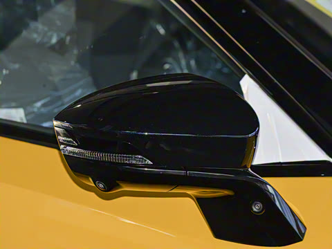 2026�� 300Ultra ��ΪǬ��ADS SE��