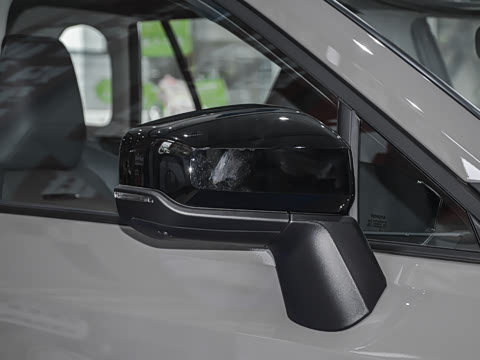 2026�� 2.0L ����������