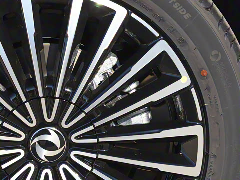 2025�� 185KM�����