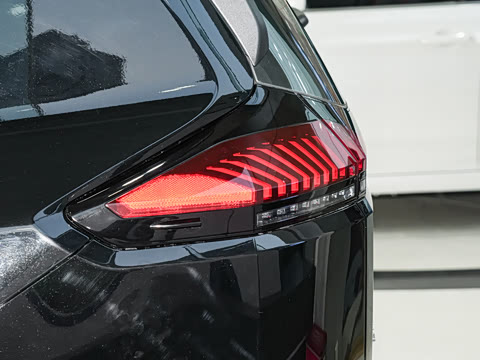 2026�� 2.0L ����������