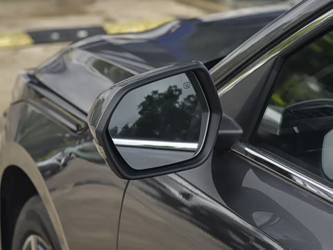 2026�� 1.5T �����