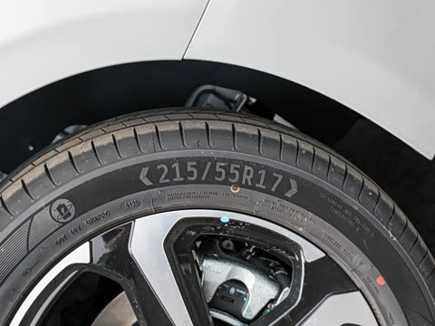 2026�� 705km MAX����������