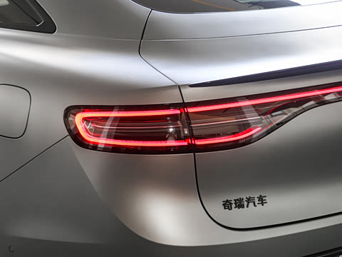 2025�� 705km Max