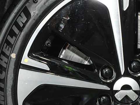 2025�� 100kWh Touring