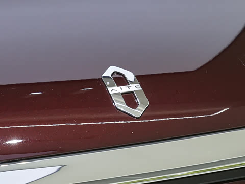 2025�� ���� Ultra�� 53.4kWh 6���� (896�߼����״