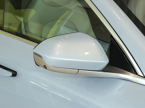 2025�� 100kWh Touring