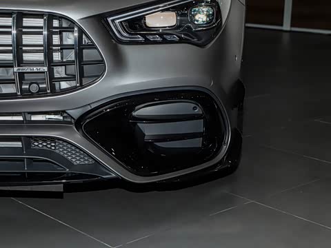 2025�� AMG CLA 45 S 4MATIC+