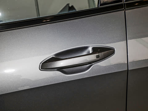 2025�� 2.0T ��������������