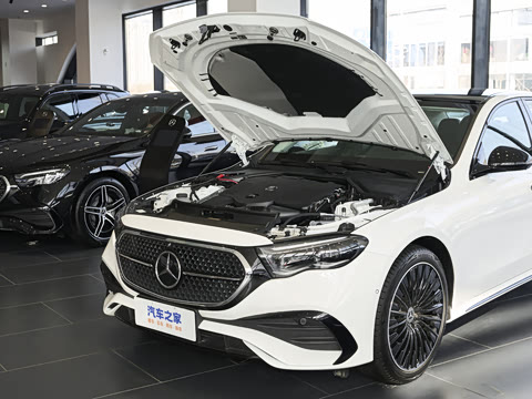 2026�� E 300 �������˶���