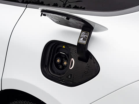 2026�� ��Ȼ�澳�� 100kWh Touring