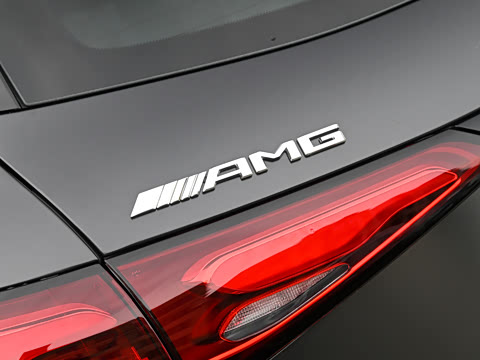 2026�� �Ŀ� AMG GLC 43 4MATIC