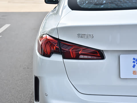 2026�� 225L M�˶���װ