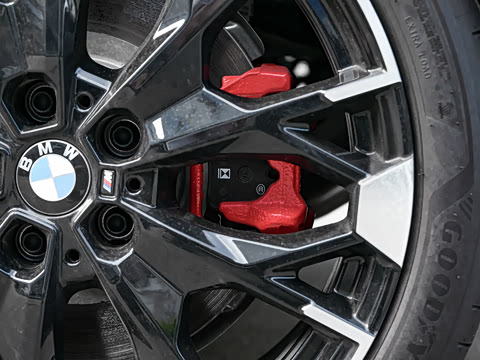 2026�� M235L