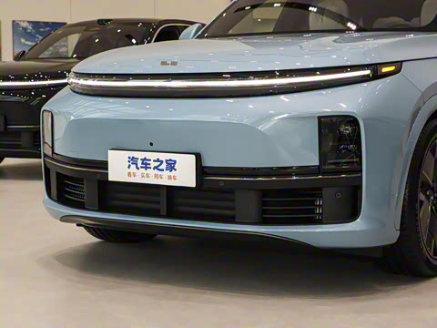 2025�� Pro ���ܻ��°�